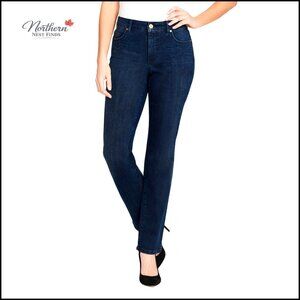 Plus Size Relaxed Fit 5 Pocket Jeans with Embroidered Back Pockets